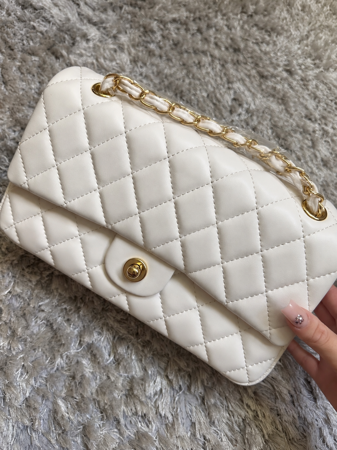 White 25cm classic flap bag*pre order*